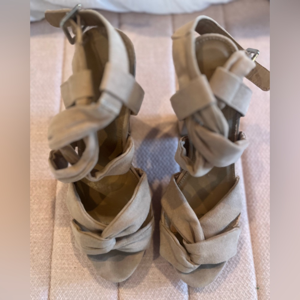 Strappy suede block heels size 8